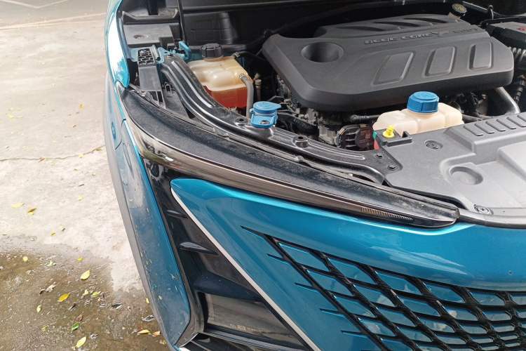 Used CHANGAN Eado 2020 PLUS Blue Whale NE 1.4T GDI DCT Flagship Model Right Front Headlight