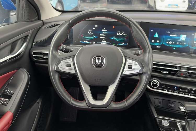 Used CHANGAN Eado 2020 PLUS Blue Whale NE 1.4T GDI DCT Flagship Model Steering Wheel