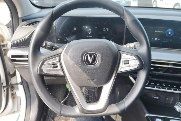 Used CHANGAN Eado 2020 PLUS Blue Whale NE 1.4T GDI DCT Prestige Model Steering Wheel