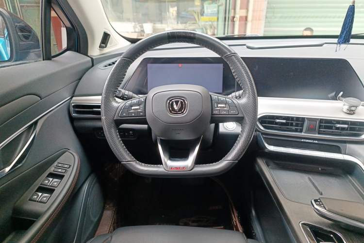 Used CHANGAN Eado 2020 PLUS Blue Whale NE 1.4T GDI DCT Flagship Model Steering Wheel