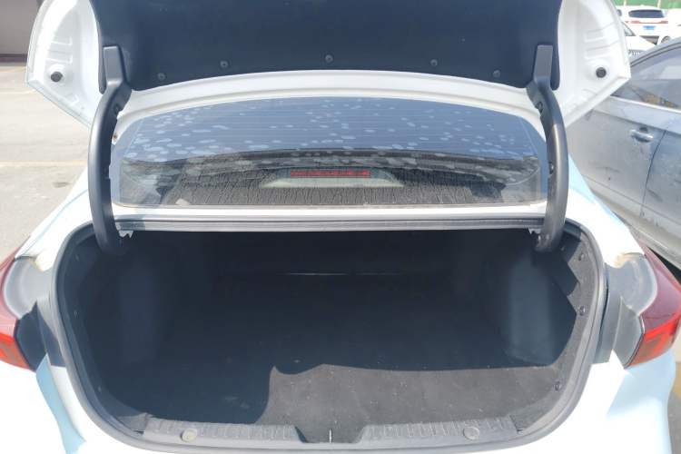 Used CHANGAN Eado 2020 PLUS Blue Whale NE 1.4T GDI DCT Prestige Model Trunk
