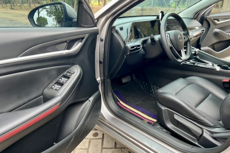 Used CHANGAN Eado 2020 PLUS Blue Whale NE 1.4T GDI DCT Prestige Model Interior 7