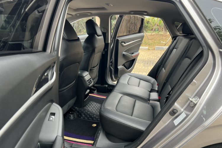 Used CHANGAN Eado 2020 PLUS Blue Whale NE 1.4T GDI DCT Prestige Model Interior 9
