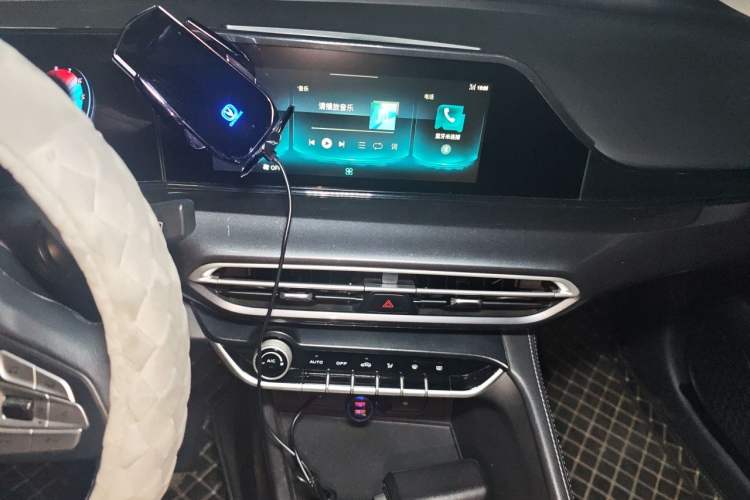 Used CHANGAN Eado 2020 PLUS Blue Whale NE 1.4T GDI DCT Prestige Model Audio And AC Panel