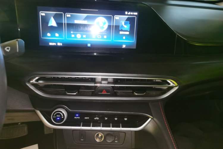 Used CHANGAN Eado 2020 PLUS Blue Whale NE 1.4T GDI DCT Flagship Model Audio And AC Panel