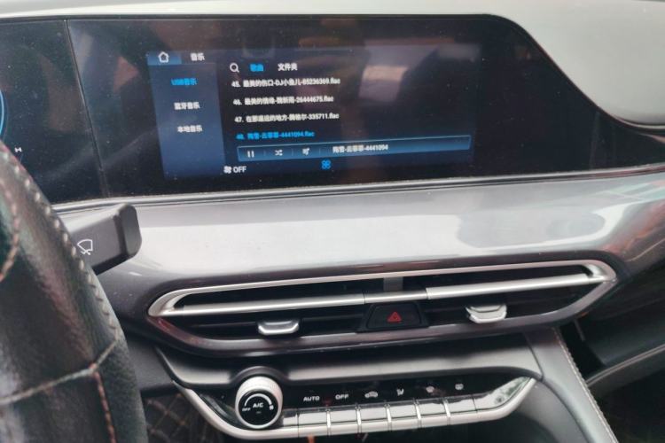 Used CHANGAN Eado 2020 PLUS Blue Whale NE 1.4T GDI DCT Prestige Model Audio And AC Panel