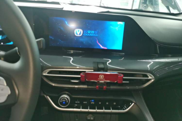 Used CHANGAN Eado 2020 PLUS Blue Whale NE 1.4T GDI DCT Prestige Model Audio And AC Panel