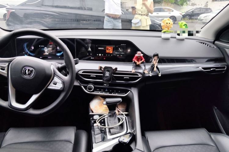 Used CHANGAN Eado 2020 PLUS Blue Whale NE 1.4T GDI DCT Fēngshàng Trim Center Console