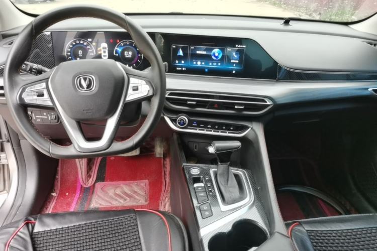 Used CHANGAN Eado 2020 PLUS Blue Whale NE 1.4T GDI DCT Flagship Model Center Console