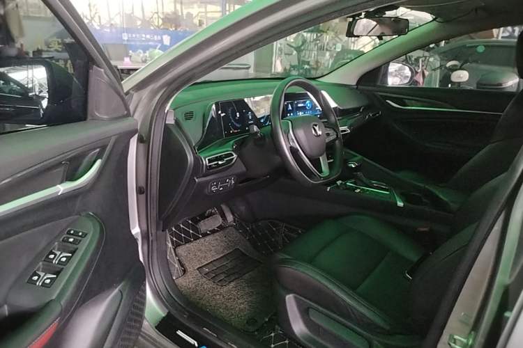 Used CHANGAN Eado 2020 PLUS Blue Whale NE 1.4T GDI DCT Prestige Model Driver Seat