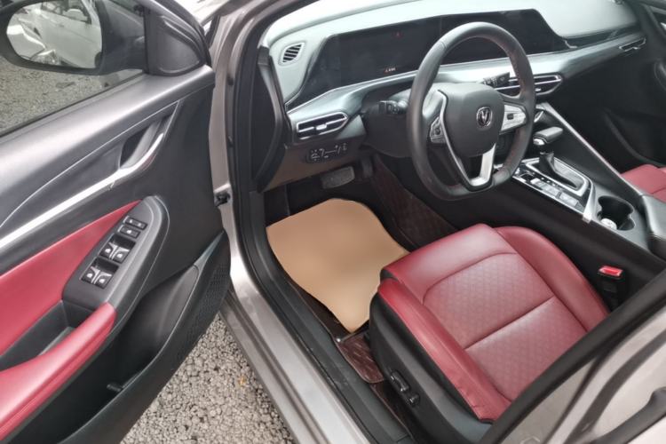 Used CHANGAN Eado 2020 PLUS Blue Whale NE 1.4T GDI DCT Flagship Model Driver Seat
