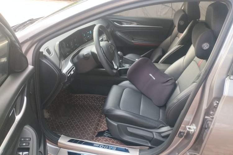 Used CHANGAN Eado 2020 PLUS 1.6L GDI Manual Luxury Model Driver Seat