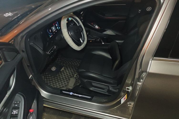 Used CHANGAN Eado 2020 PLUS Blue Whale NE 1.4T GDI DCT Prestige Model Driver Seat