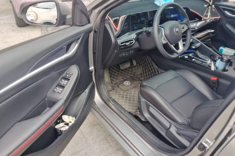 Used CHANGAN Eado 2020 PLUS 1.6L GDI Automatic Luxury Model Driver Seat