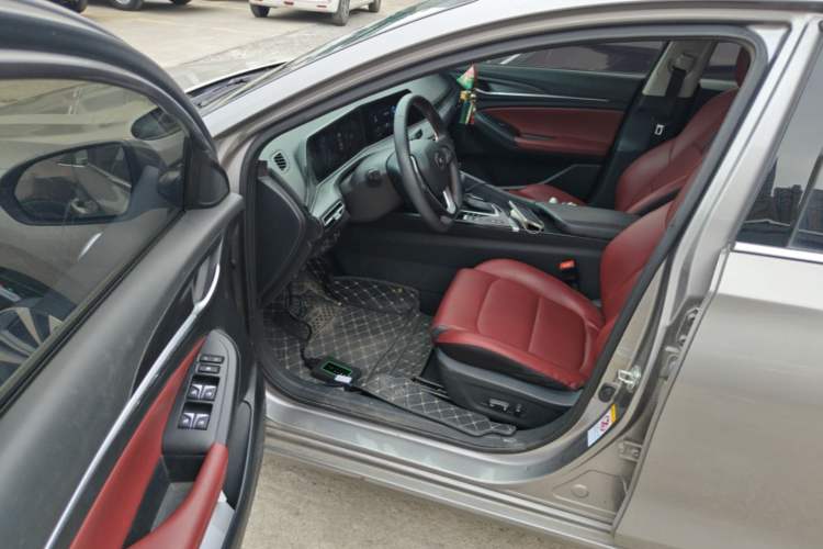 Used CHANGAN Eado 2020 PLUS Blue Whale NE 1.4T GDI DCT Flagship Model Driver Seat