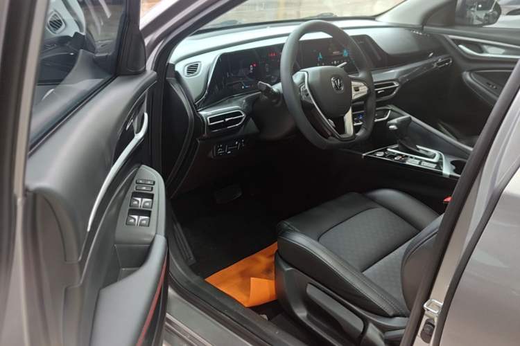 Used CHANGAN Eado 2020 PLUS Blue Whale NE 1.4T GDI DCT Prestige Model Driver Seat