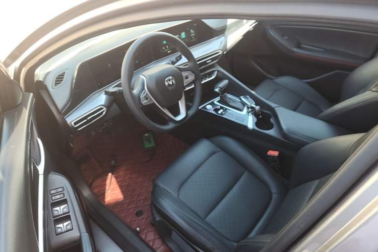 Used CHANGAN Eado 2020 PLUS Million Edition 1.6L GDI CVT Luxury Model Driver Seat