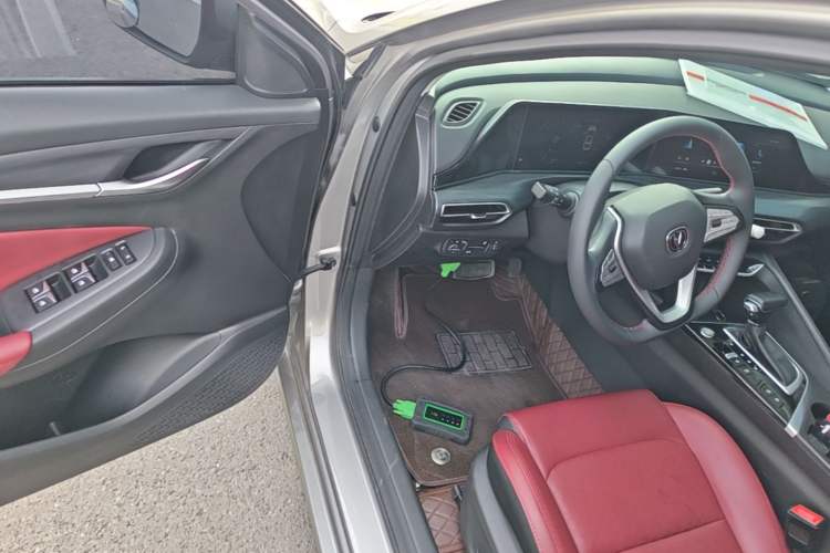 Used CHANGAN Eado 2020 PLUS Blue Whale NE 1.4T GDI DCT Flagship Model Driver Seat