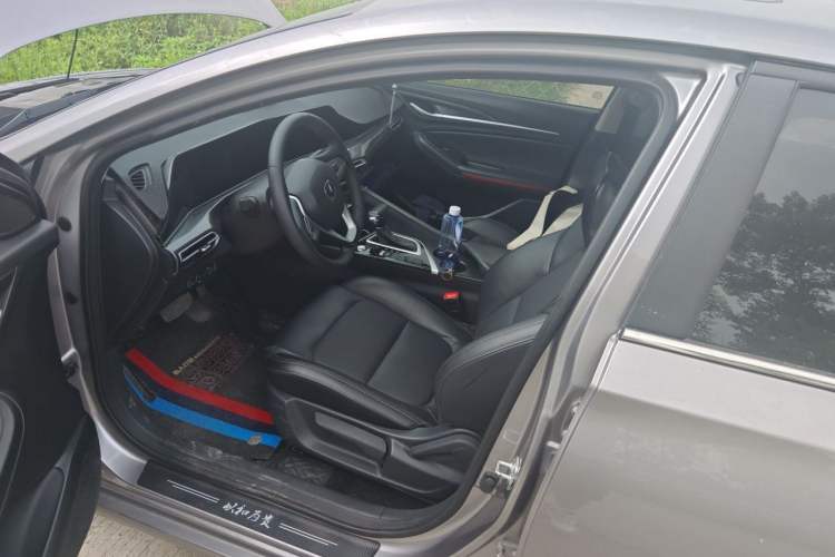 Used CHANGAN Eado 2020 PLUS Million Edition 1.6L GDI CVT Luxury Model Driver Seat