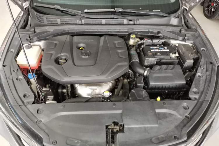 Used CHANGAN Eado 2020 PLUS 1.6L GDI Automatic Luxury Model Engine Bay