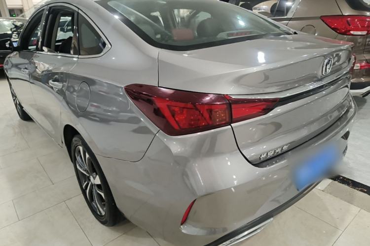 Used CHANGAN Eado 2020 PLUS Blue Whale NE 1.4T GDI DCT Flagship Model Exterior 2