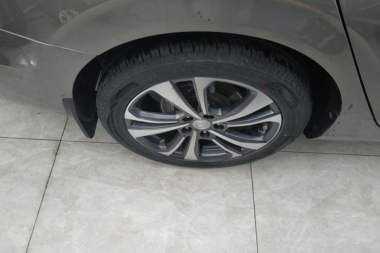 Used CHANGAN Eado 2020 PLUS Blue Whale NE 1.4T GDI DCT Flagship Model Exterior 5