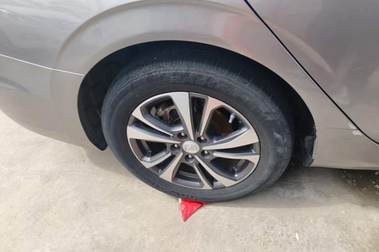 Used CHANGAN Eado 2020 PLUS Blue Whale NE 1.4T GDI DCT Prestige Model Exterior 5