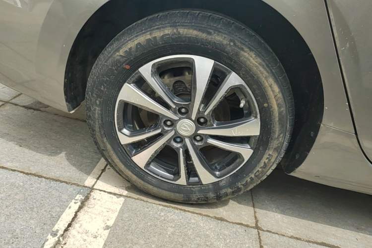 Used CHANGAN Eado 2020 PLUS Million Edition 1.6L GDI CVT Luxury Model Exterior 5