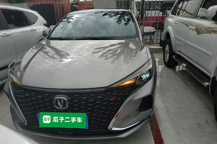 Used CHANGAN Eado 2020 PLUS Blue Whale NE 1.4T GDI DCT Flagship Model Front