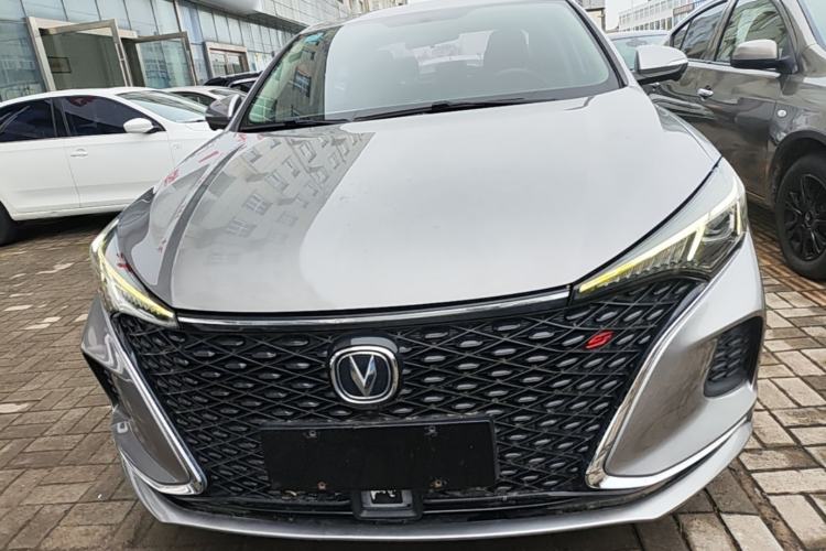 Used CHANGAN Eado 2020 PLUS Blue Whale NE 1.4T GDI DCT Flagship Model Front