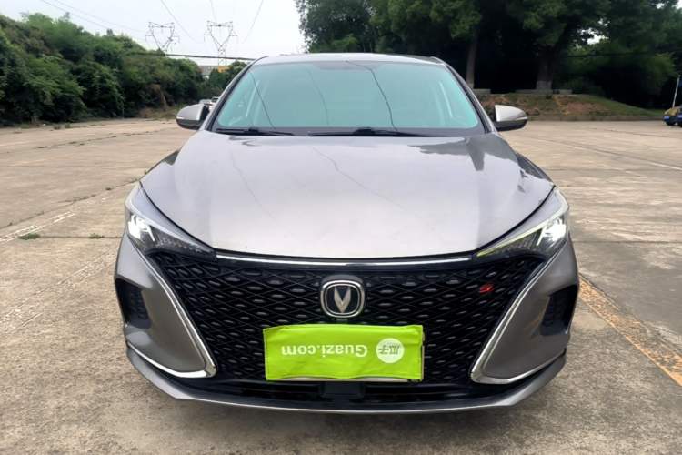 Used CHANGAN Eado 2020 PLUS Blue Whale NE 1.4T GDI DCT Prestige Model Front