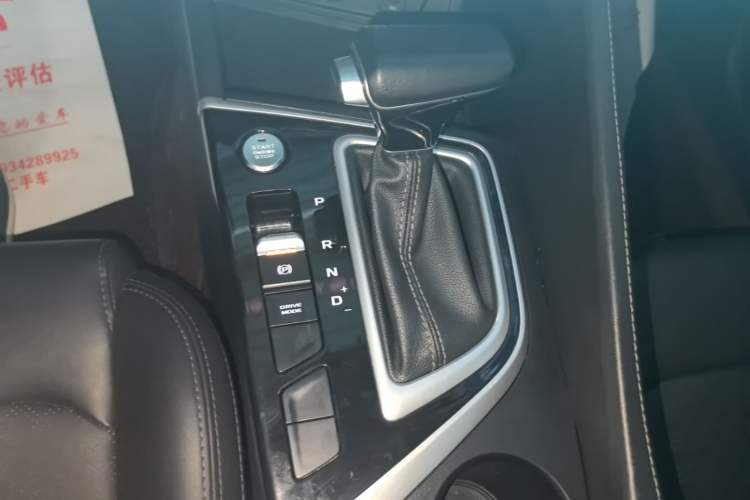 Used CHANGAN Eado 2020 PLUS Blue Whale NE 1.4T GDI DCT Prestige Model Gear Lever