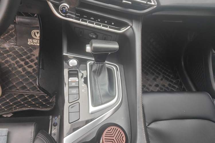 Used CHANGAN Eado 2020 PLUS Blue Whale NE 1.4T GDI DCT Prestige Model Gear Lever