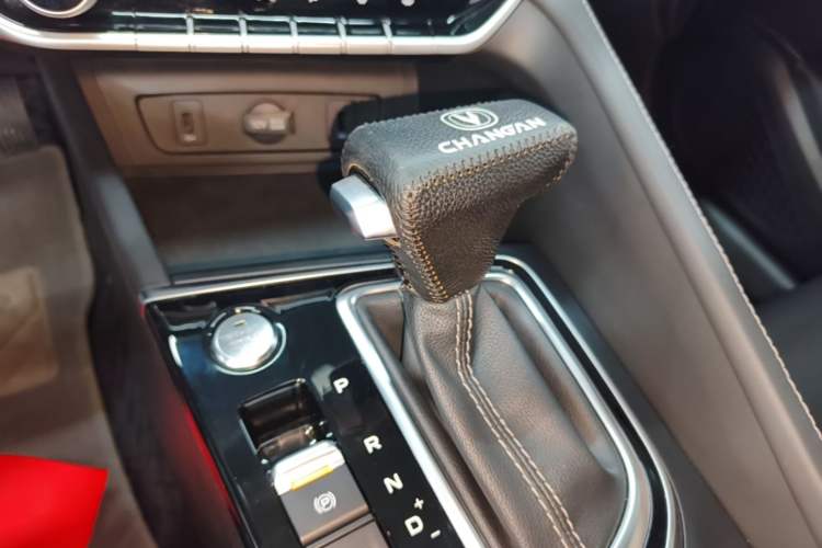 Used CHANGAN Eado 2020 PLUS Blue Whale NE 1.4T GDI DCT Prestige Model Gear Lever