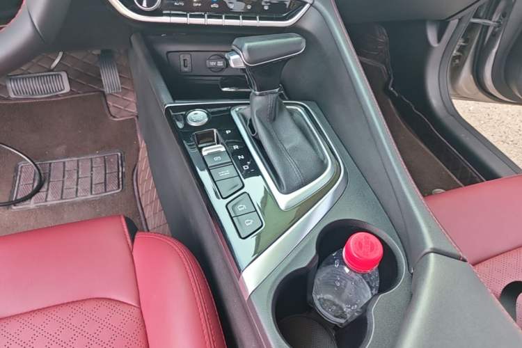 Used CHANGAN Eado 2020 PLUS Blue Whale NE 1.4T GDI DCT Flagship Model Gear Lever