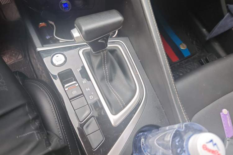 Used CHANGAN Eado 2020 PLUS Million Edition 1.6L GDI CVT Luxury Model Gear Lever