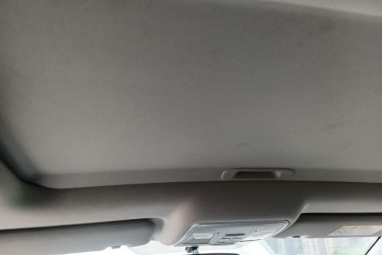 Used CHANGAN Eado 2020 PLUS 1.6L GDI Automatic Luxury Model Headliner