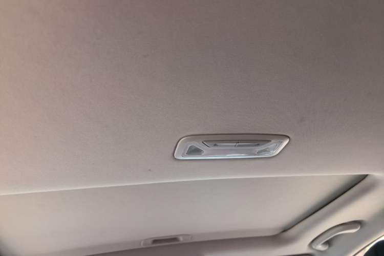 Used CHANGAN Eado 2020 PLUS 1.6L GDI Manual Luxury Model Headliner