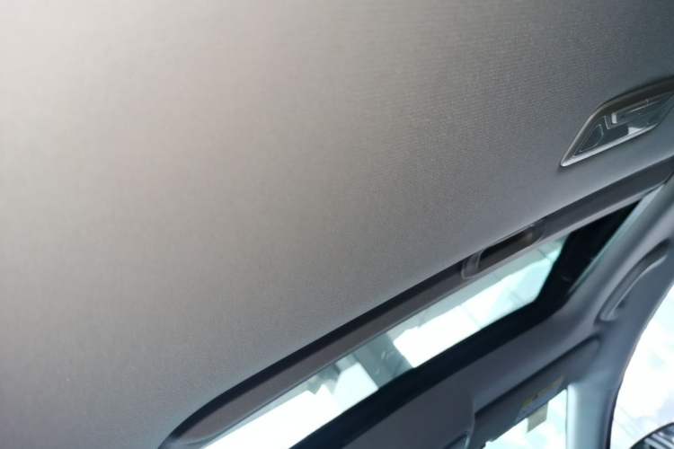 Used CHANGAN Eado 2020 PLUS Blue Whale NE 1.4T GDI DCT Prestige Model Headliner