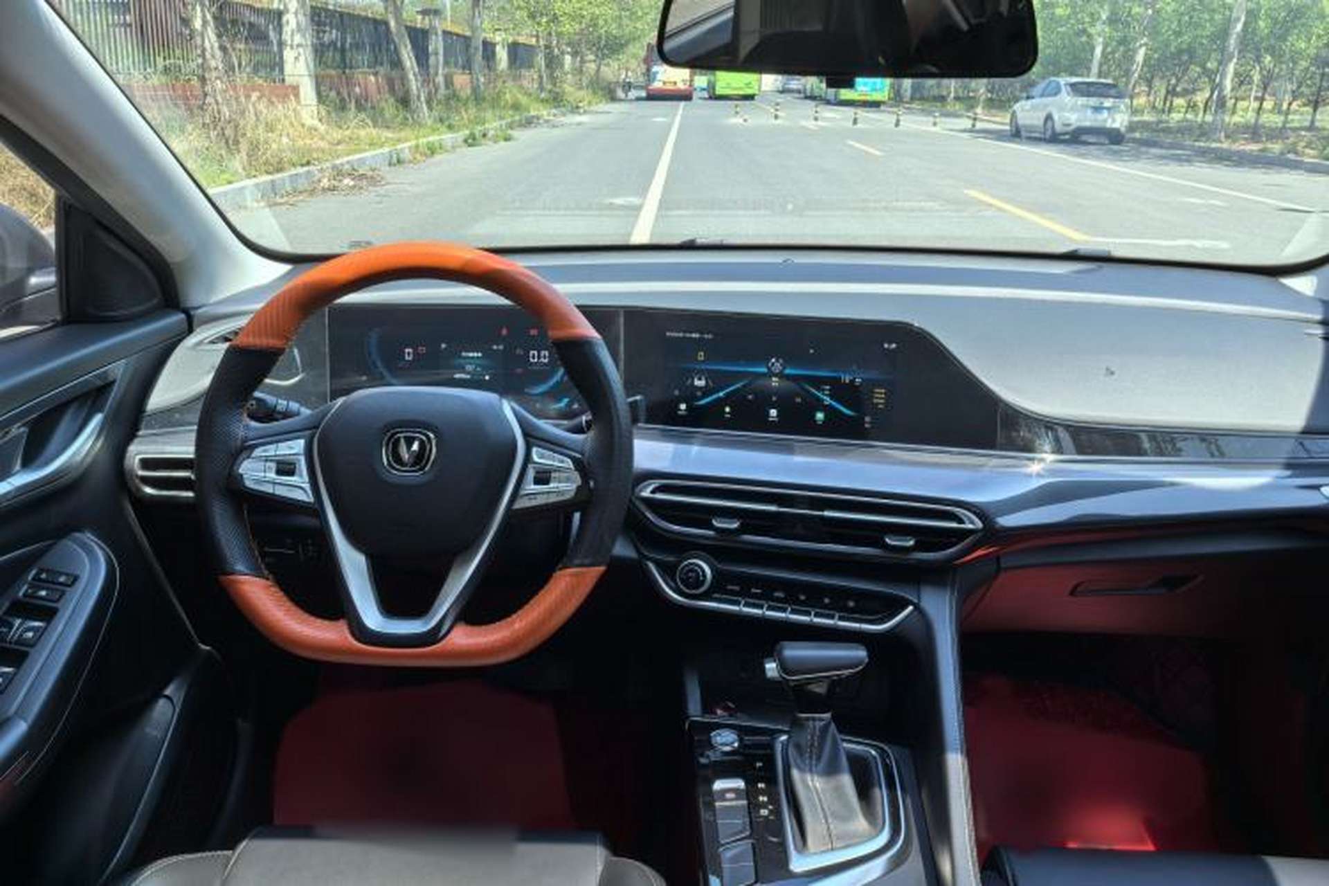 Used CHANGAN Eado 2020 PLUS 1.6L GDI Automatic Luxury Model Interior 1