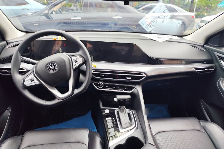 Used CHANGAN Eado 2020 PLUS Blue Whale NE 1.4T GDI DCT Prestige Model Interior 1