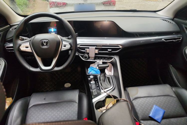 Used CHANGAN Eado 2020 PLUS Blue Whale NE 1.4T GDI DCT Prestige Model Interior 2