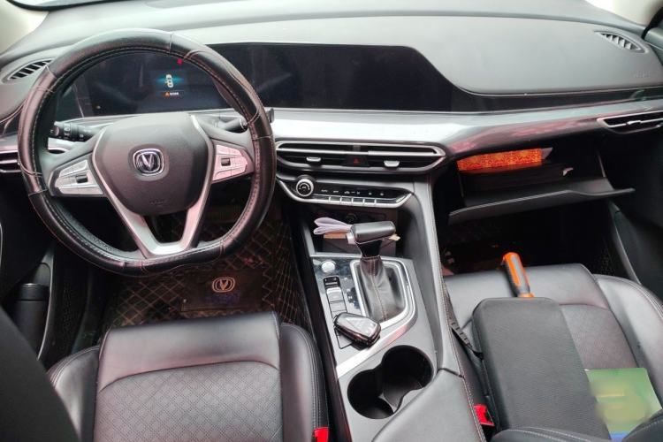 Used CHANGAN Eado 2020 PLUS Blue Whale NE 1.4T GDI DCT Prestige Model Interior 2