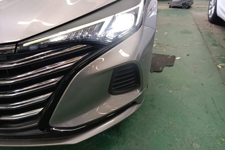 Used CHANGAN Eado 2020 PLUS 1.6L GDI Manual Luxury Model Left Front Headlight
