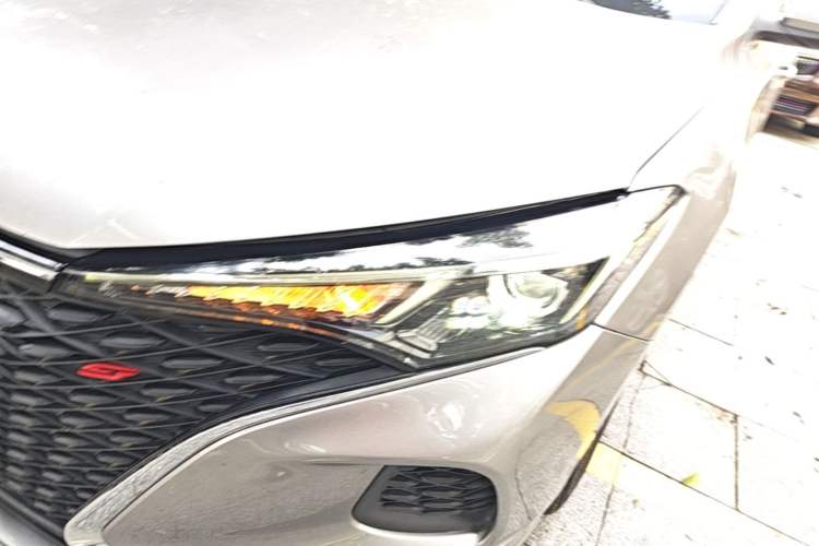 Used CHANGAN Eado 2020 PLUS Blue Whale NE 1.4T GDI DCT Prestige Model Left Front Headlight