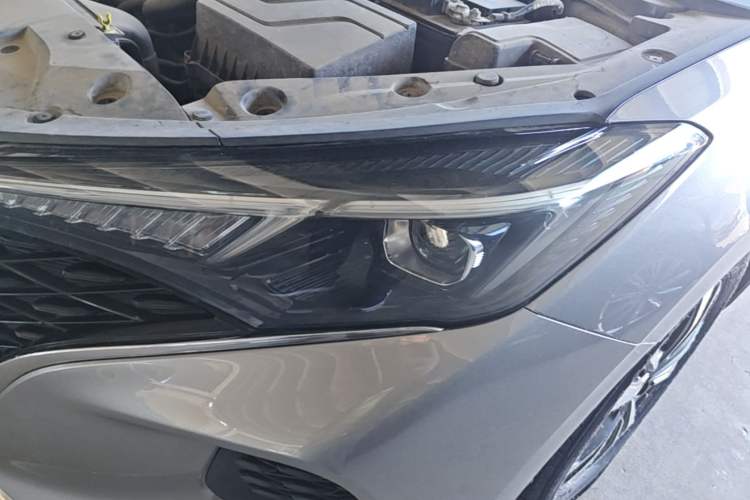 Used CHANGAN Eado 2020 PLUS Blue Whale NE 1.4T GDI DCT Prestige Model Left Front Headlight