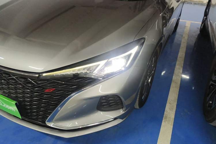 Used CHANGAN Eado 2020 PLUS Blue Whale NE 1.4T GDI DCT Flagship Model Left Front Headlight