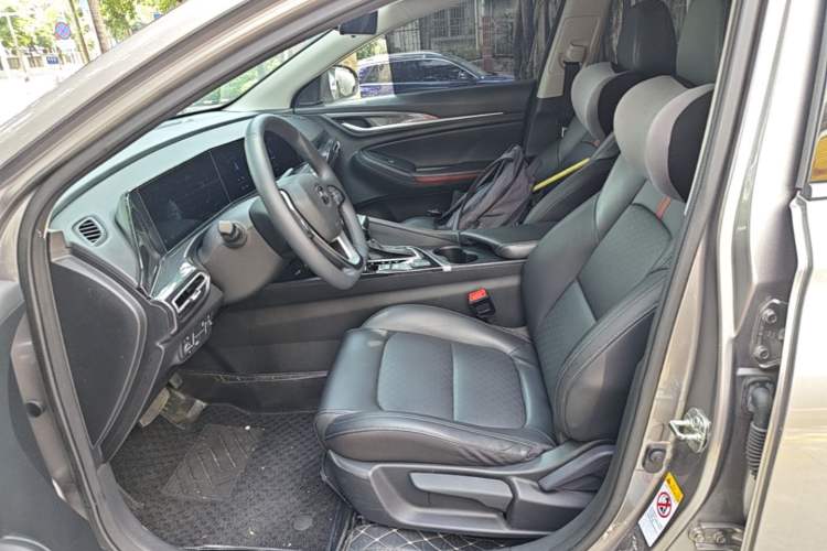 Used CHANGAN Eado 2020 PLUS Blue Whale NE 1.4T GDI DCT Prestige Model Left Front Seat