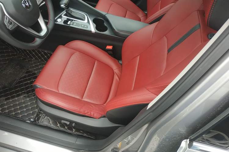 Used CHANGAN Eado 2020 PLUS Blue Whale NE 1.4T GDI DCT Flagship Model Left Front Seat