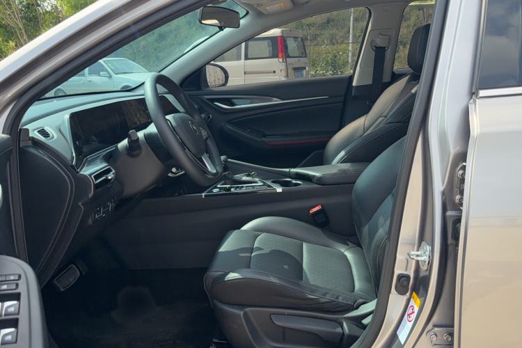 Used CHANGAN Eado 2020 PLUS Blue Whale NE 1.4T GDI DCT Prestige Model Left Front Seat